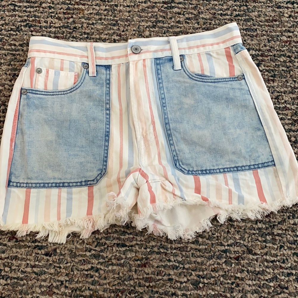AE High Rise Mom Short